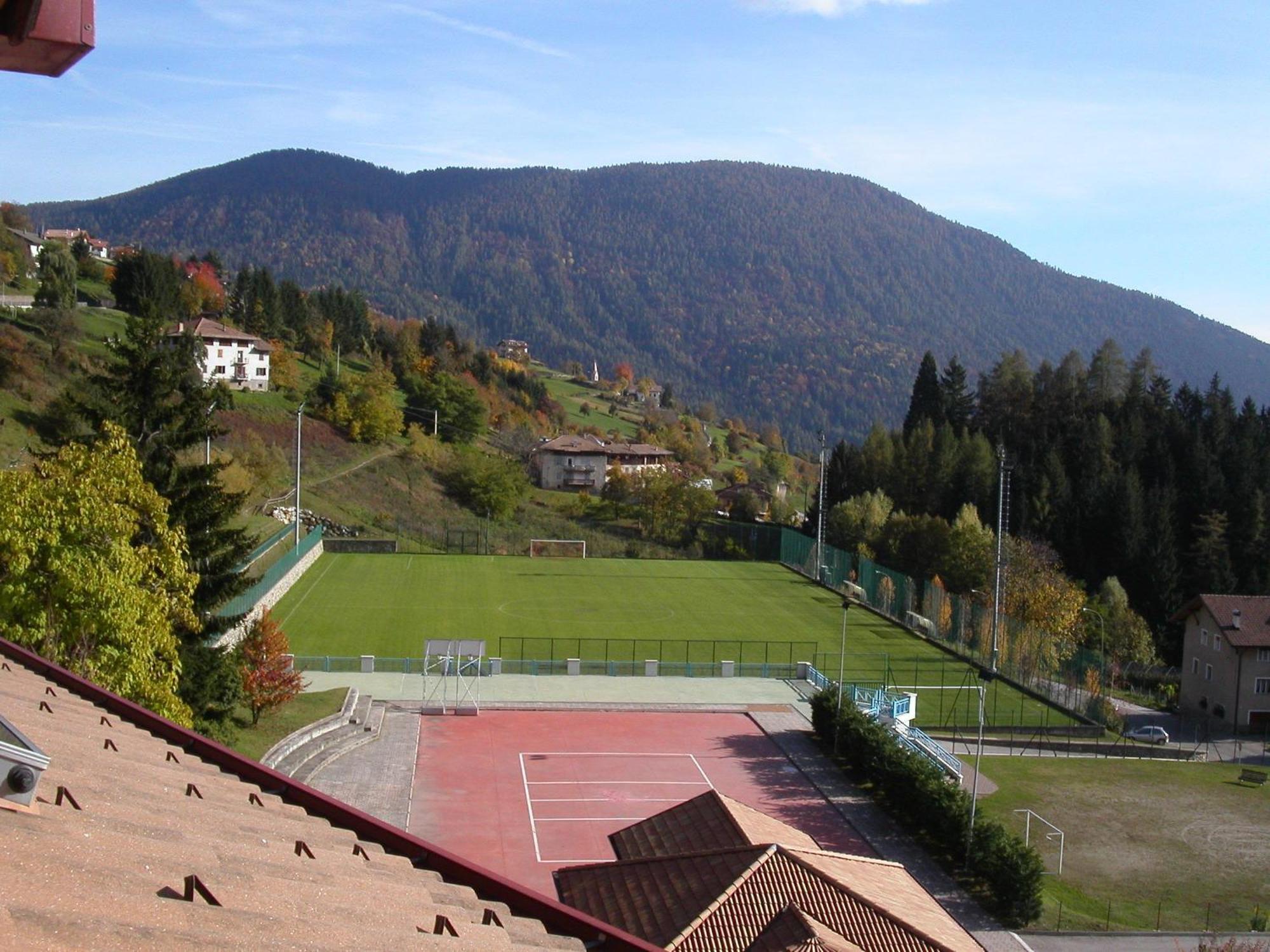 Alpen Garten Hotel Margherita Rumo المظهر الخارجي الصورة
