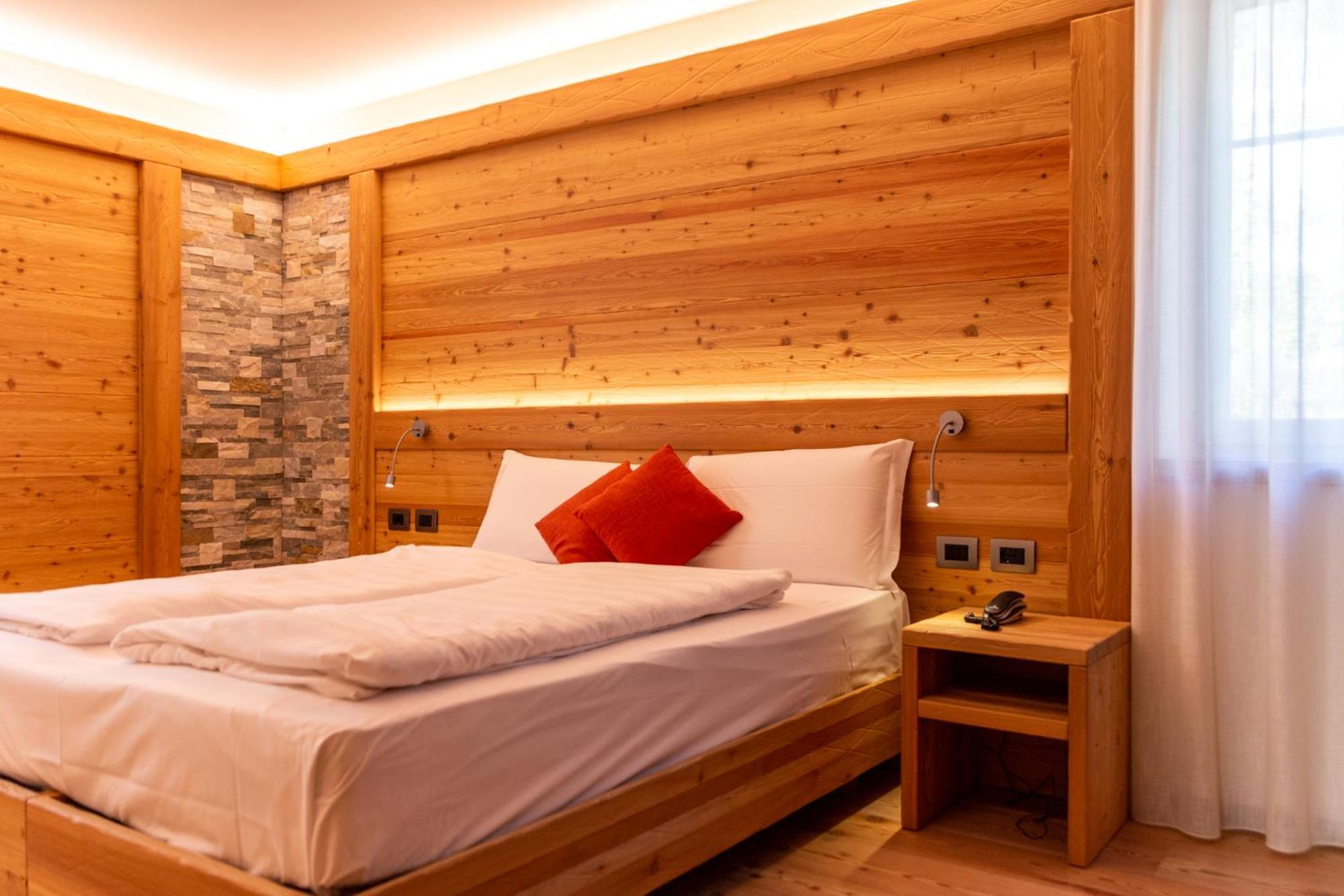 Alpen Garten Hotel Margherita Rumo المظهر الخارجي الصورة