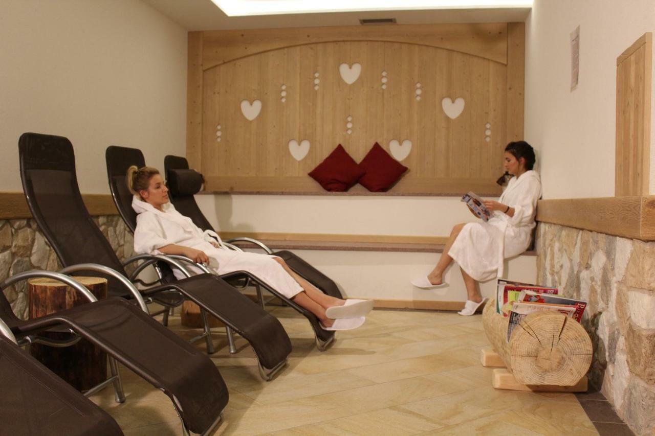 Alpen Garten Hotel Margherita Rumo المظهر الخارجي الصورة
